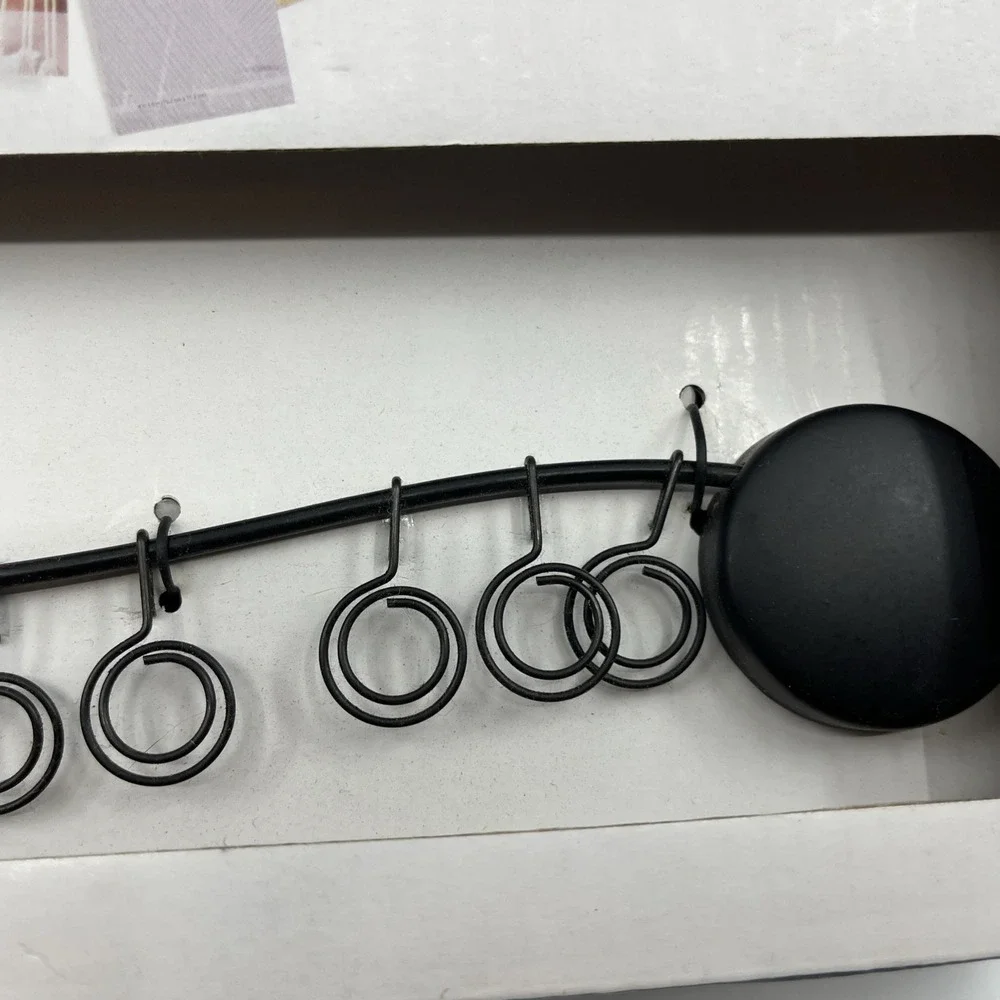 New Umbra Loop Wire Photo Picture Wall Display Holder 6 Clips 32